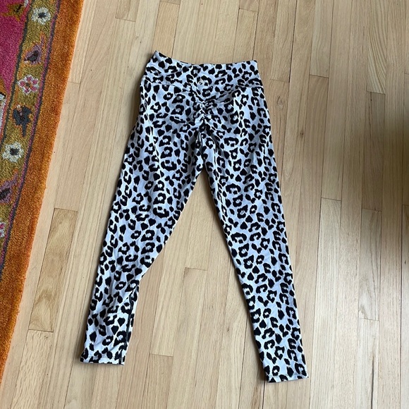 Instinct Scrunch Bum Leggings - Picture 2 of 3